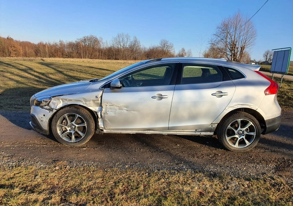 Volvo V40 cena 45900 przebieg: 57046, rok produkcji 2016 z Kisielice małe 379